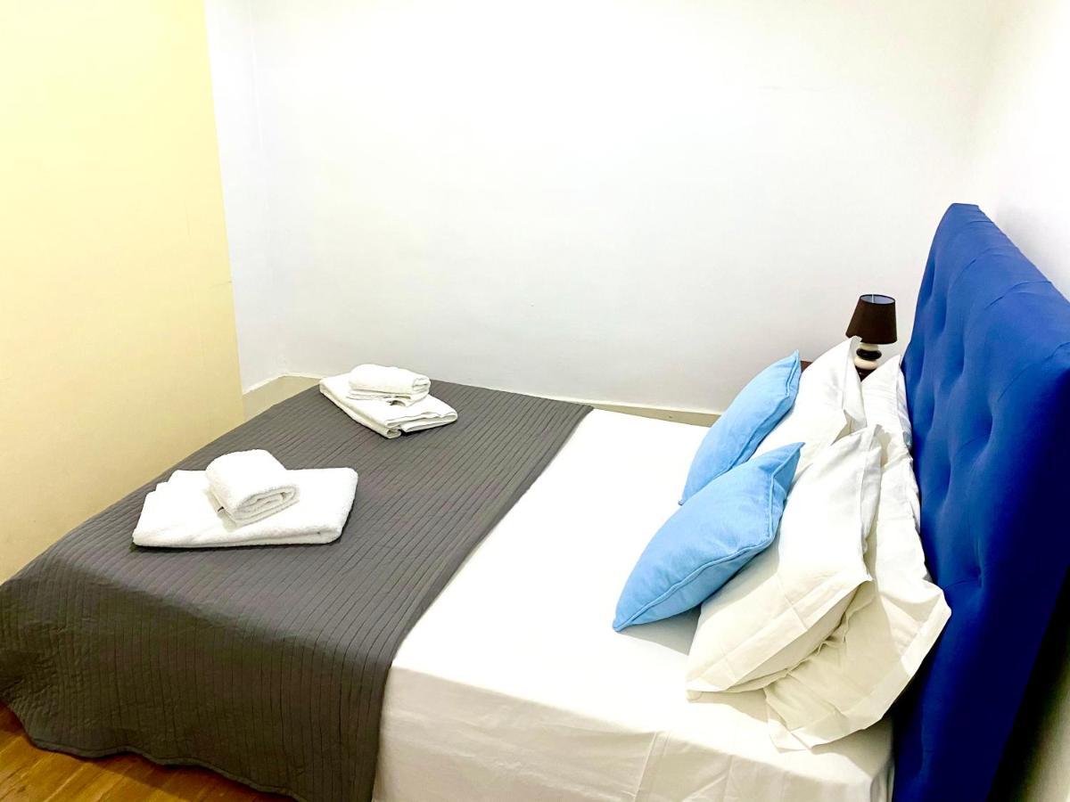 Relax Chiado 3 - Cute Little Double Room With Shared Bathroom Lisboa Dış mekan fotoğraf